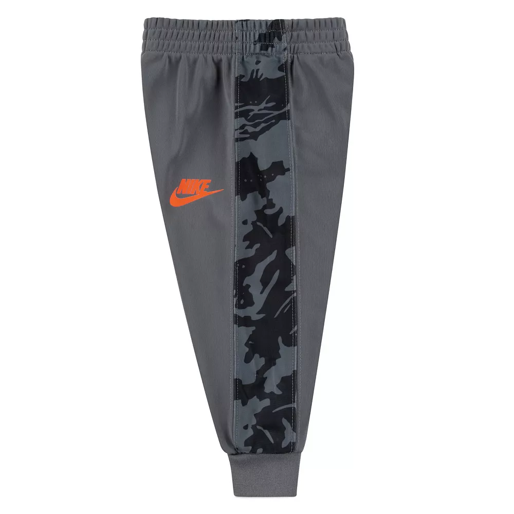Baby Boys Nike Sportswear Club Camo Tricot Set - Image 4
